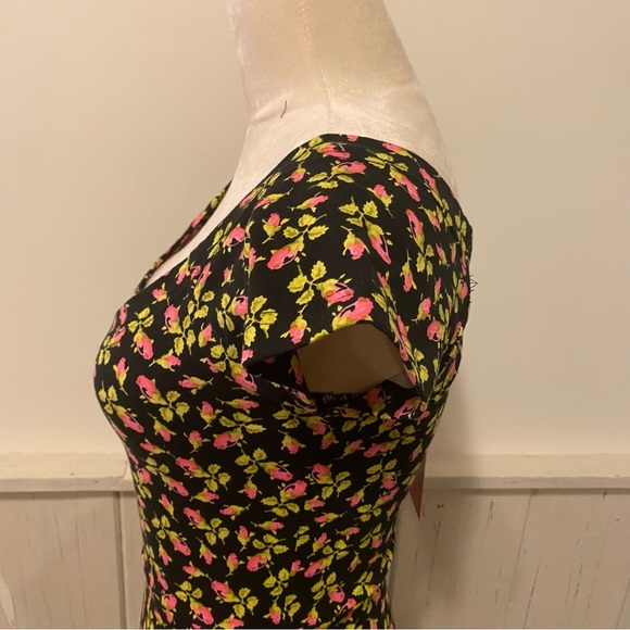 NWT Betsey Johnson Floral Polly Mini Dress - Picture 16 of 16